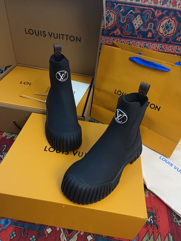 ルイヴィトン靴内部構造